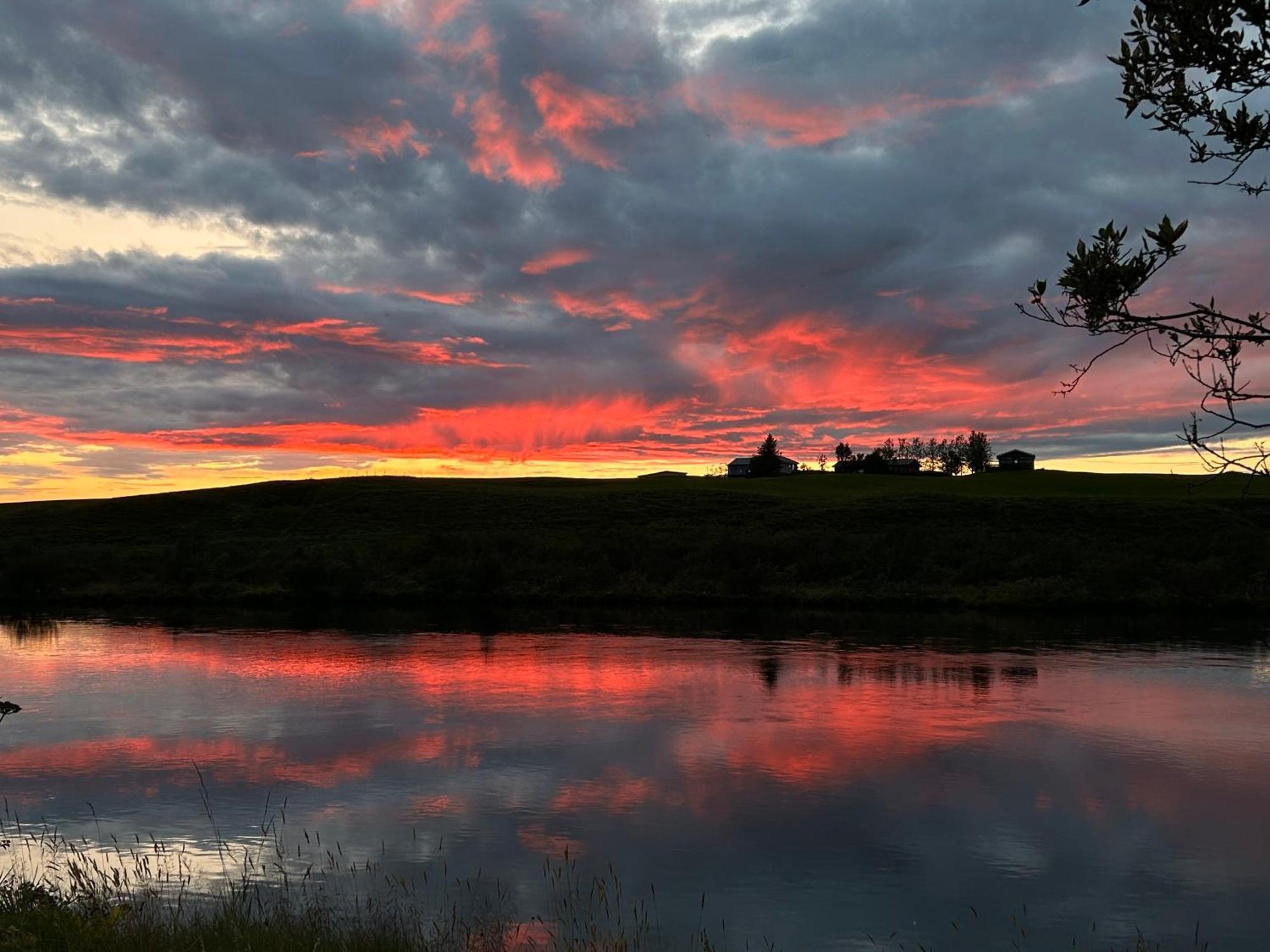 Arhus Cottage And Camping Hella Bagian luar foto