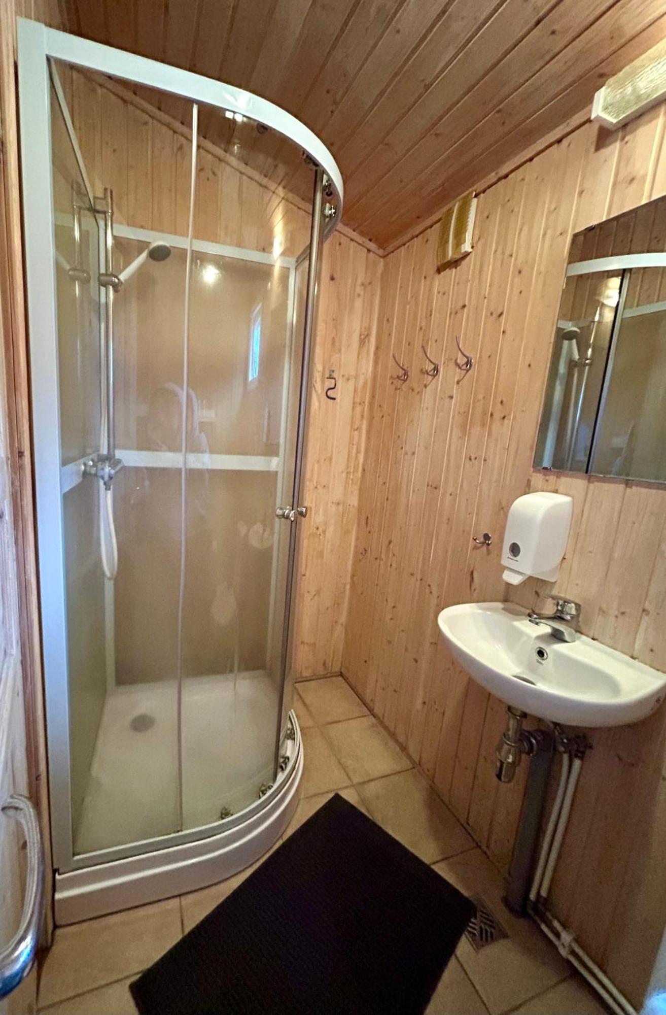 Arhus Cottage And Camping Hella Bagian luar foto